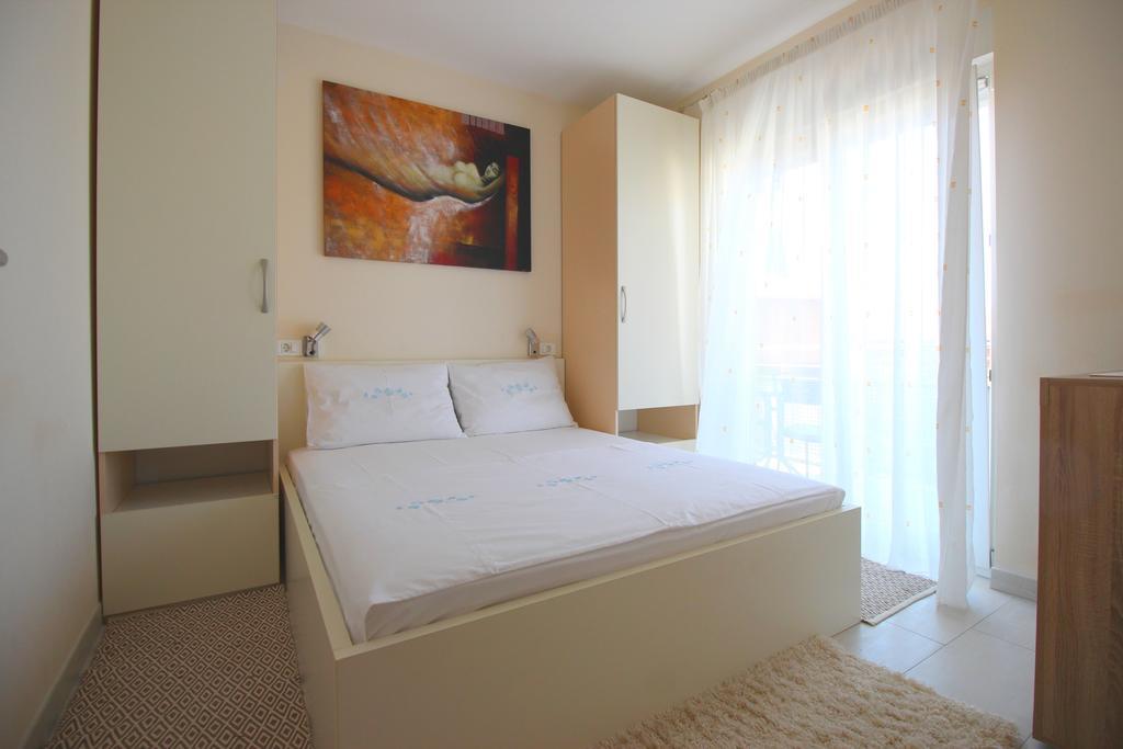 Apartment Brigite Ровинь Экстерьер фото